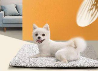 Snuggly Self Warming Cat Bed Review self warming cat bed self heating cat dog mat 24 x 18 inch extra warm thermal pet pad for indoor outdoor pets with remov 2